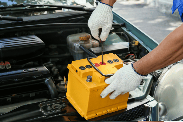 החלפת מצבר עד הבית יצאת צדיק 